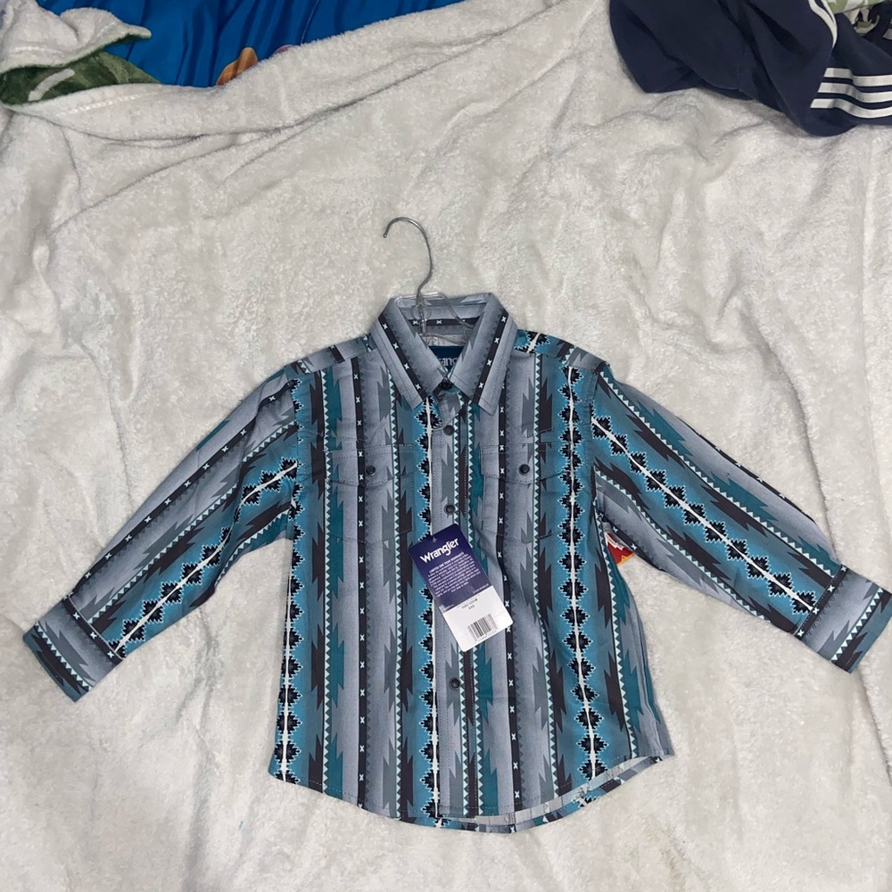 Wrangler button up🤠